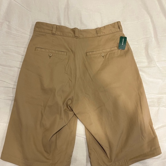 Hugo Boss shorts - Picture 3 of 6